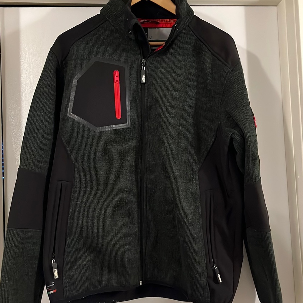 Issa Line Jacket Mens